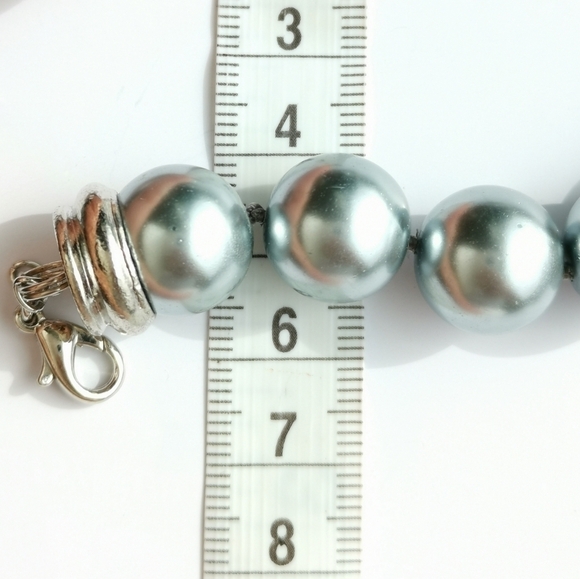 Host PICK NWT Large Glass Pearl choker necklace - Picture 3 of 9